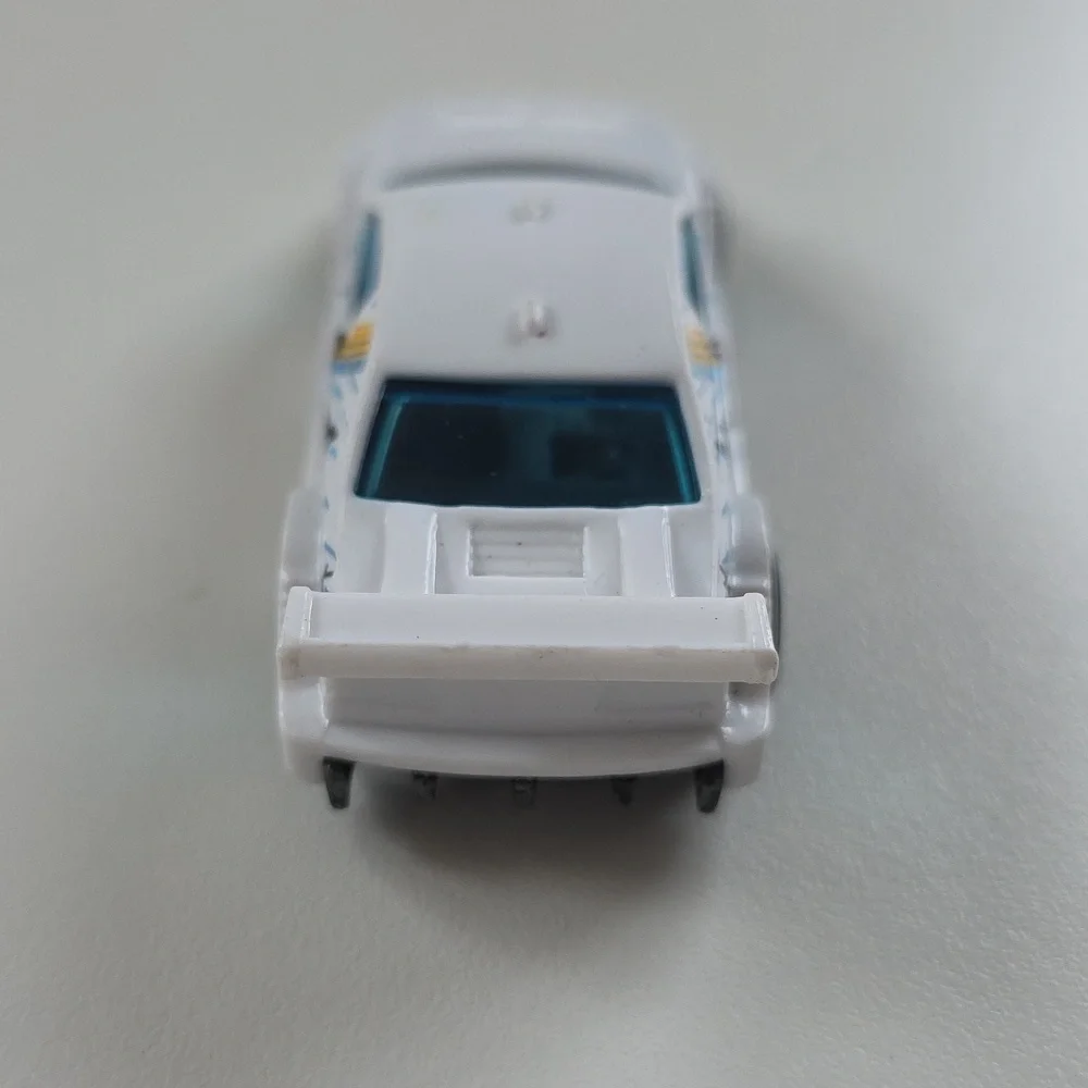 🏁 Hot Wheels Amazoom 